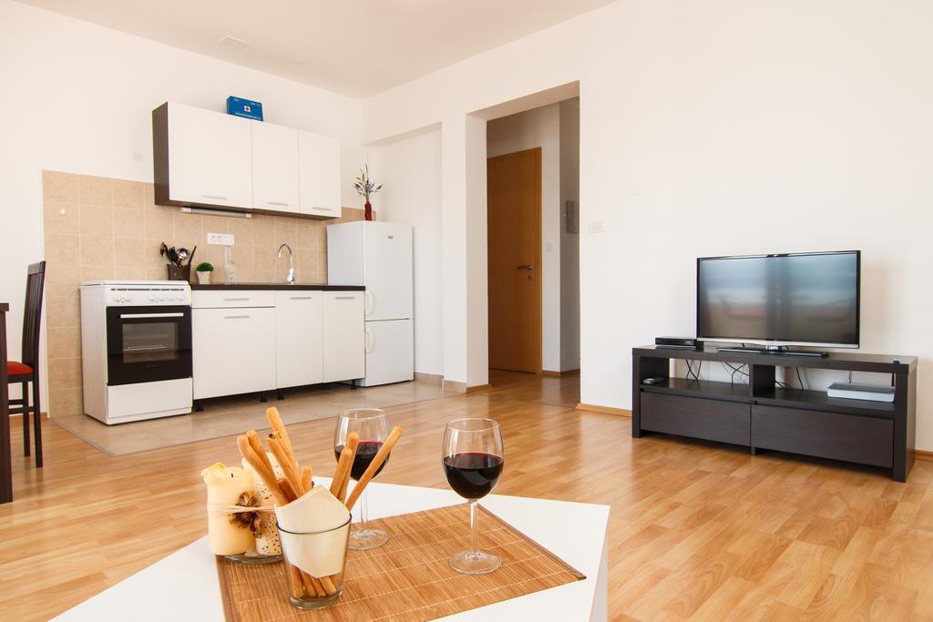 Apartments Villa Stari Koko Omiš Exteriör bild