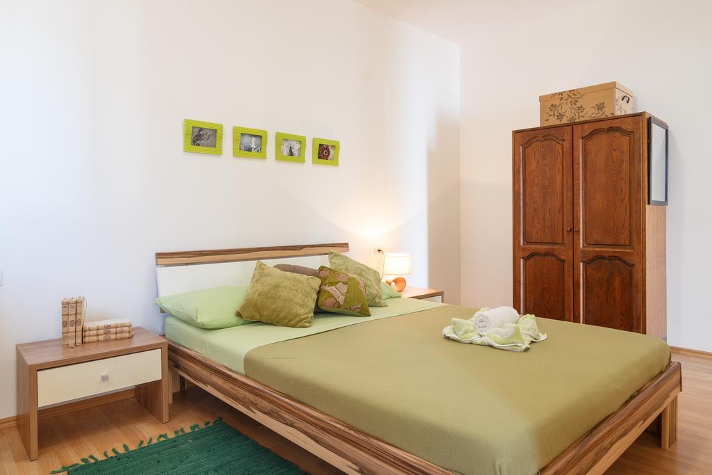 Apartments Villa Stari Koko Omiš Exteriör bild